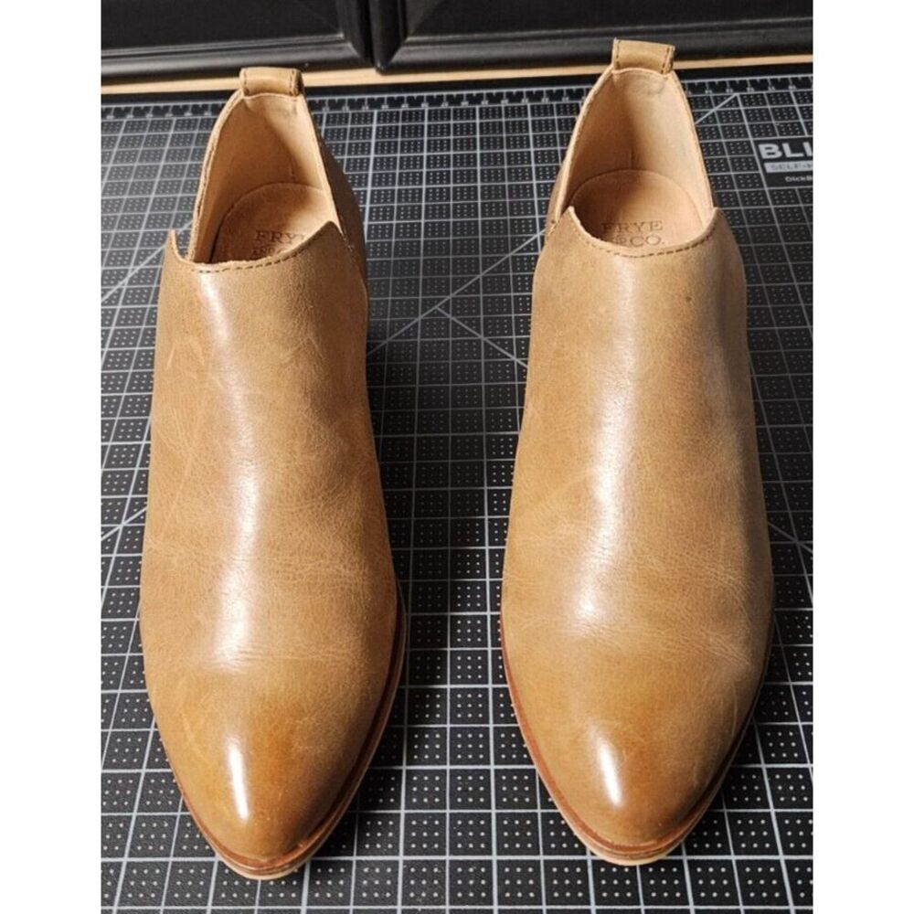 Frye and‎ Co. Rubie Slip-On Bootie Tobacco women Sz 5.5 V cut out sides